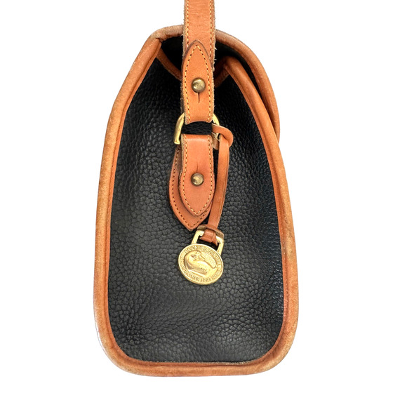 Dooney & Bourke Essex Shoulder Bag Vintage All Weather Leather Classic Black Tan - Picture 11 of 16